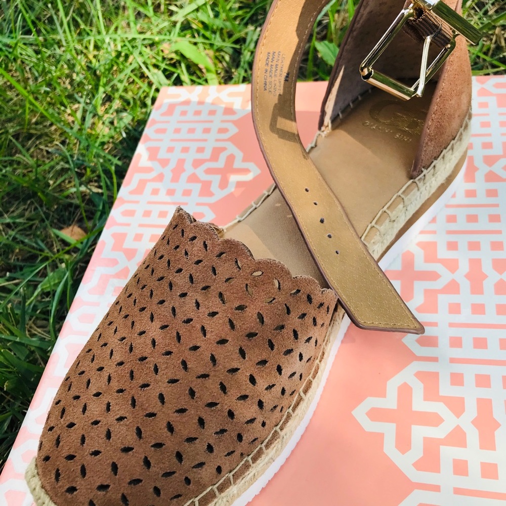 Gianni Bini shoes , size 7 😍 color Tan
